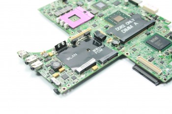 DELL Motherboard Mainboard nVidia Graphic on Board Latitude D830 HN195