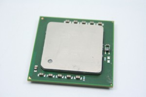 Intel Xeon CPU 3.80GHz 2MB 800MHz PPGA604  SL7ZB